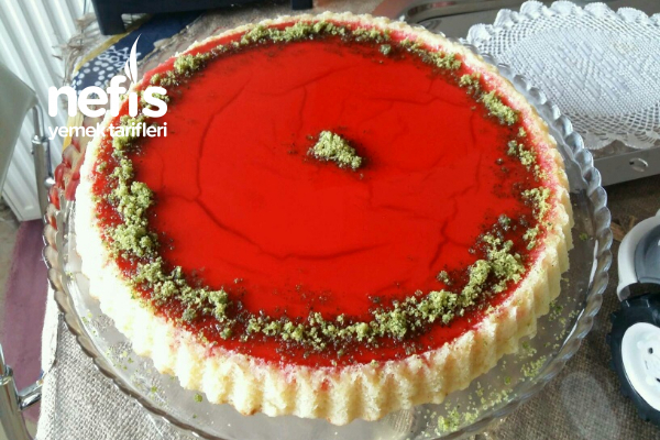 Tart Kalıbında Frambuazlı Pamuk Pasta Nefis Yemek Tarifleri