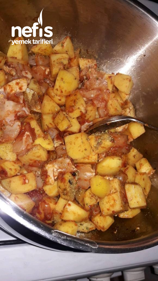 Sebzeli Tavuklu Patates (Lezzetli mi Lezzetli harika sulu yemek)