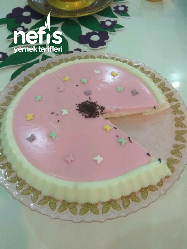 Çilekli Muhallebili Pasta Nefis Yemek Tarifleri 5411232