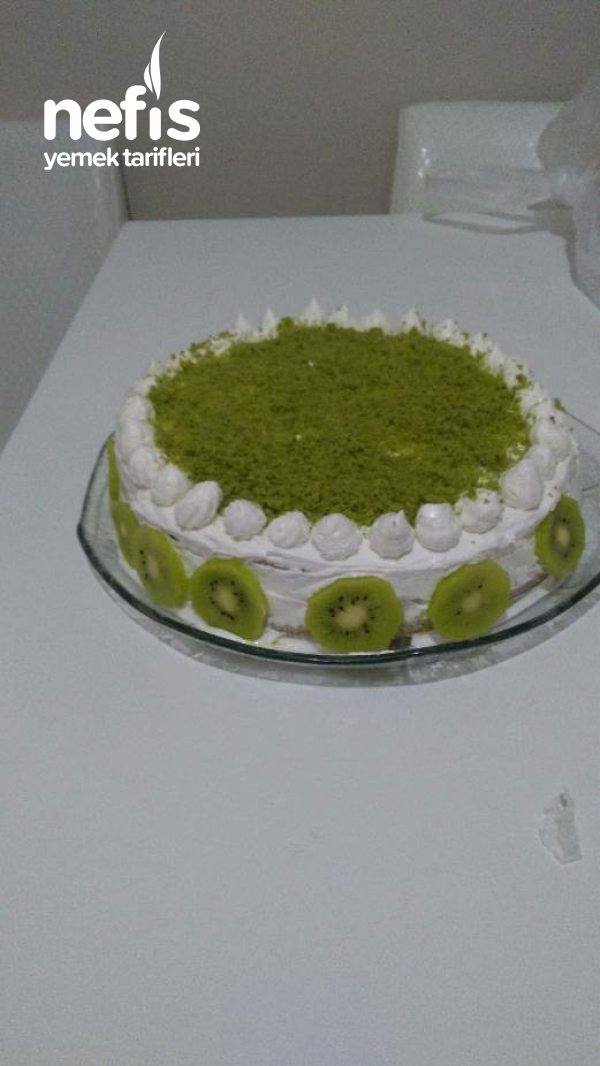 Ispanaklı Yaş Pasta Nefis Yemek Tarifleri 5422313
