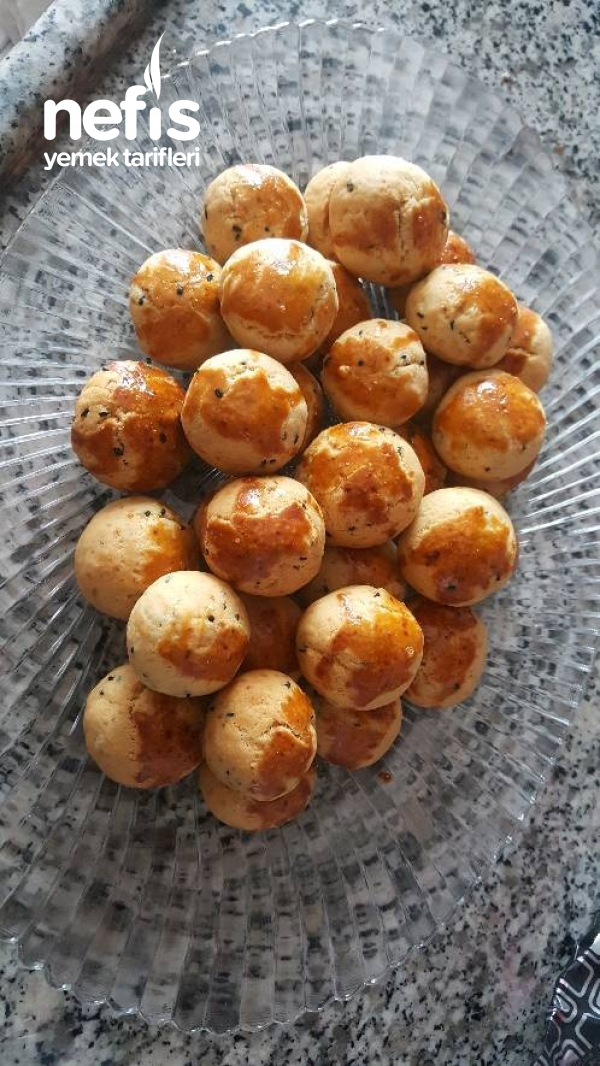 Çörek Otlu Tuzlu Kurabiye (Kıyır Kıyır) Nefis Yemek Tarifleri