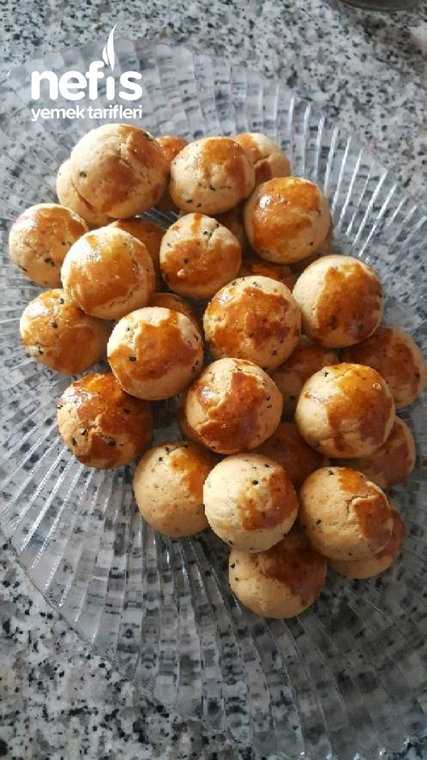 Çörek Otlu Tuzlu Kurabiye (Kıyır Kıyır) Nefis Yemek Tarifleri