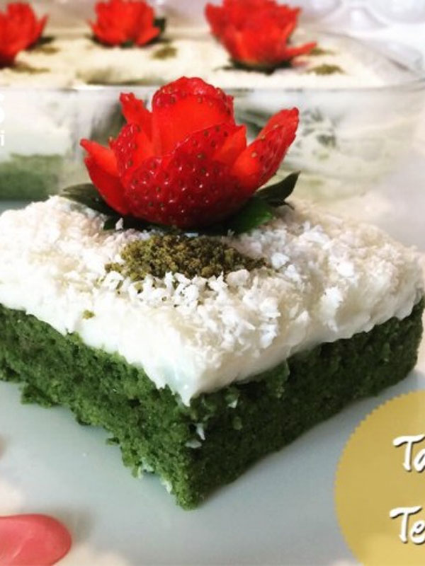 Ispanaklı Yaş Pasta Nefis Yemek Tarifleri tatlitelas81