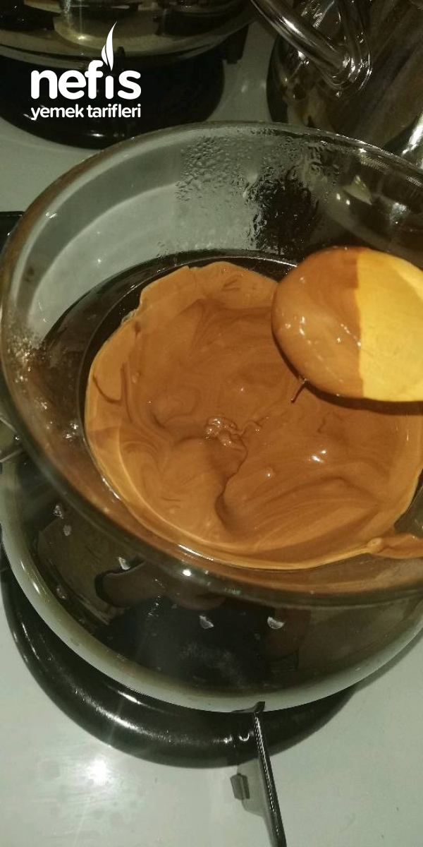 Çikolatalı Portakal Kabuğu Çubukları (Kahvenin Yanında Enfes)