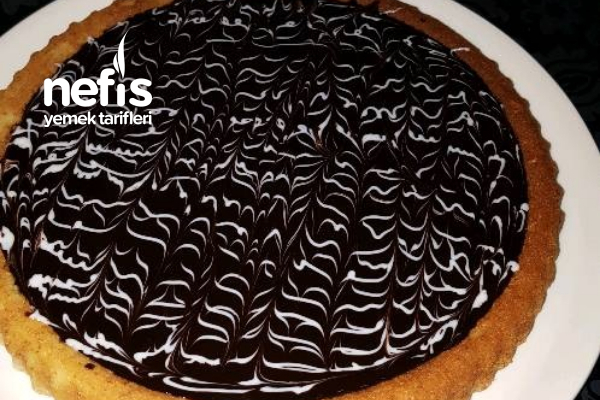 Çikolatalı Tart Kek (Görüntüsü Tablo, Tadı Efsane) Nefis Yemek Tarifleri