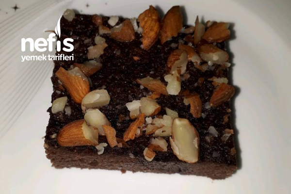 Browni Tadında Kabartma Tozsuz Islak Kek Nefis Yemek Tarifleri