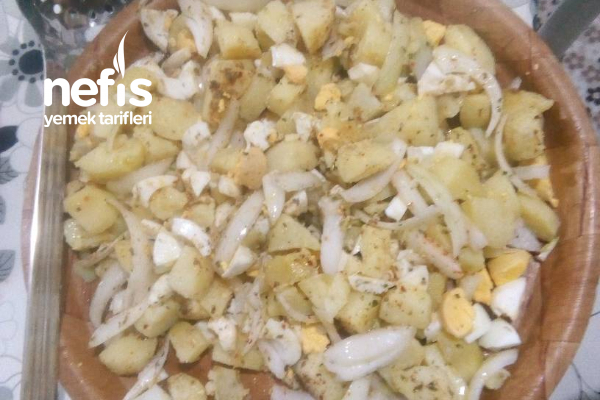 Erzurum’un Yumurtalı Patates Salatası