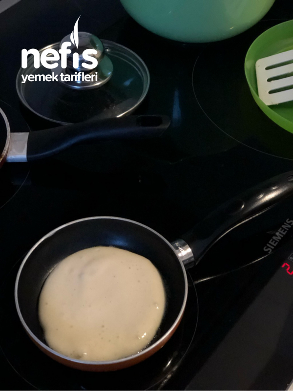 Yumuşacık Orijinal Pankek Tarifi (American Pancakes) – Resimli Anlatım