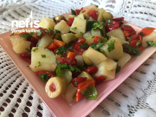 Zeytinli Patates Salatası
