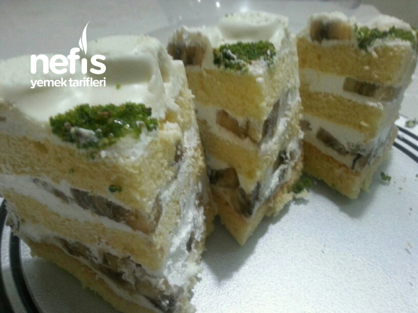 Beyaz Çikolatalı Yaş Pasta Nefis Yemek Tarifleri 5493772