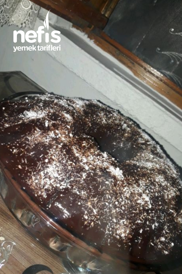 Hilal Ustadan Kek Kalıbında Çikolatalı Enfes Islak Kek