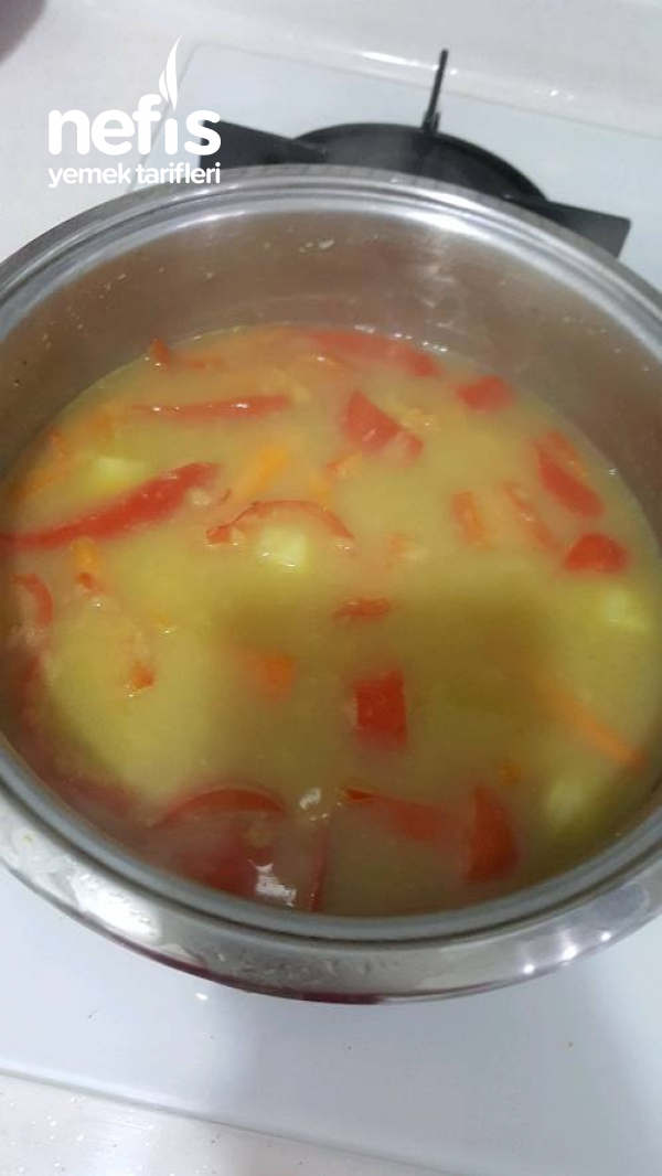 Sebzeli Süzme Mercimek Çorbası (pratik)