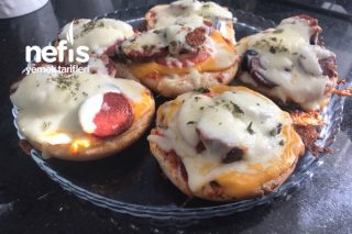 5 Dakikalık Hamburger Pizzası Tarifi