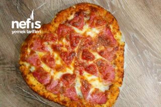 Kalpli Pizza (Sevgililer Gününe Özel) Tarifi