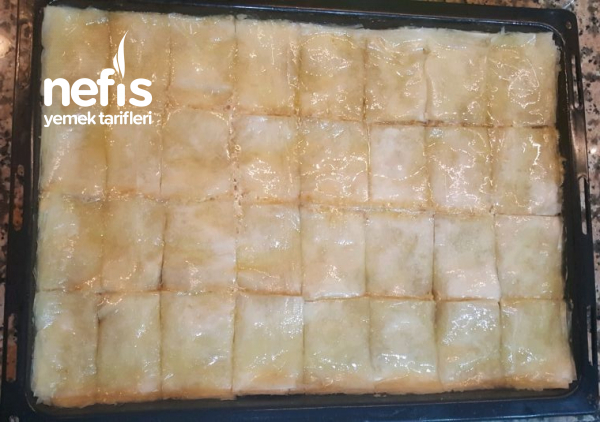 Kekli Baklava (hazır Yufkadan Çok Pratik)