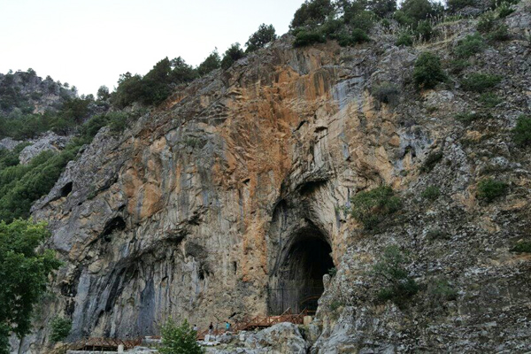 zindan mağarası