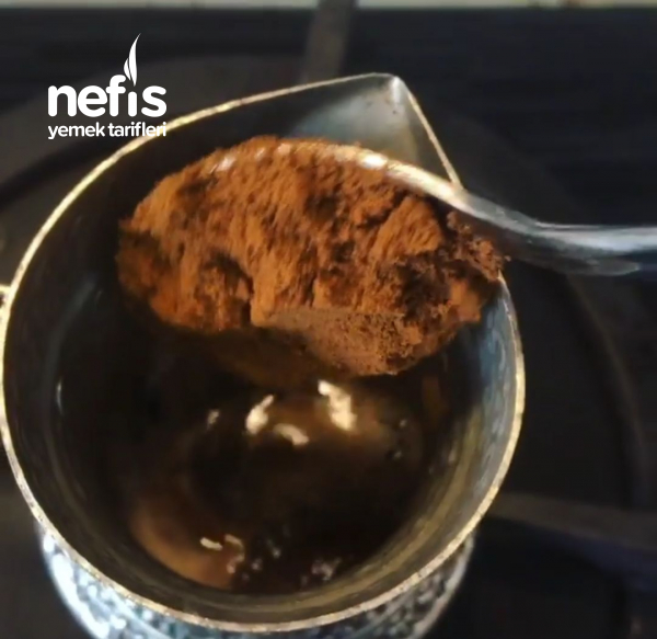 Çikolatalı Sodalı Türk Kahvesi
