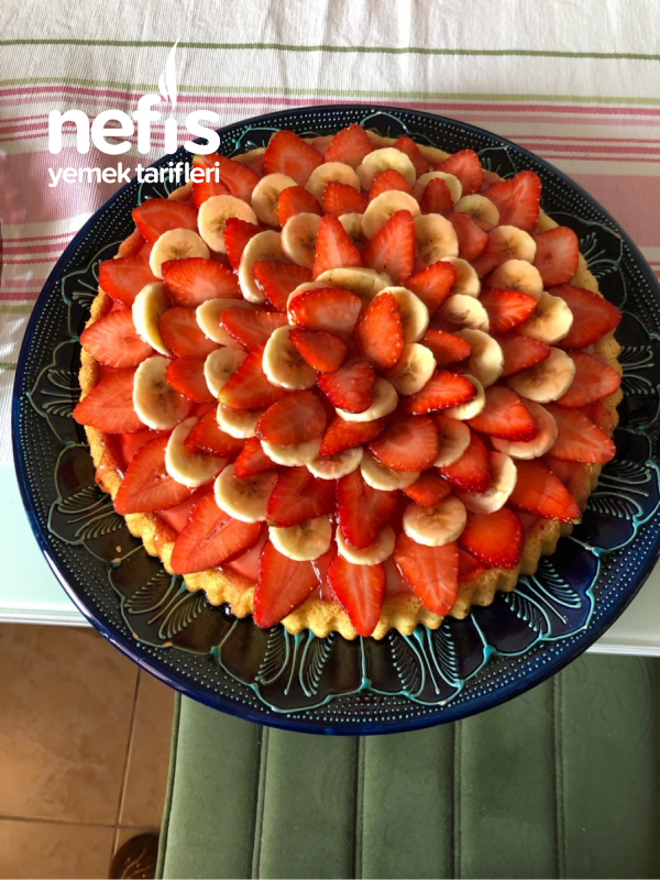 Çilekli Muzlu Hafif Tart Pasta Nefis Yemek Tarifleri