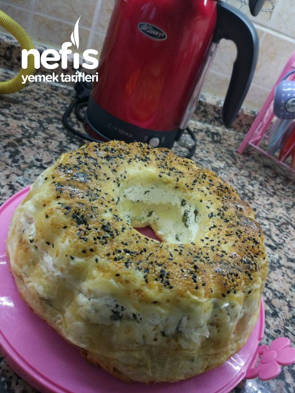 Kek Kalıbından Börek Nefis Yemek Tarifleri