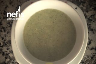 Sütlü Brokoli Çorbası (+1 Yaş) Tarifi