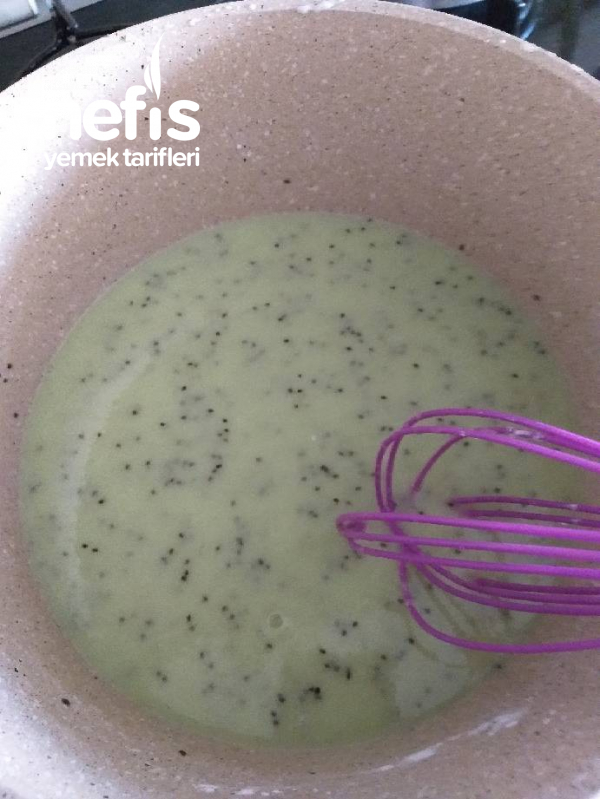Teremyağlı Kivili Pasta Nefis Yemek Tarifleri