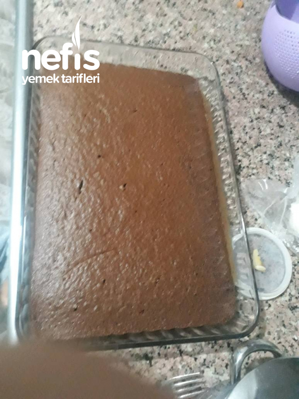 Çikolata Soslu Islak Kek Nefis Yemek Tarifleri 5607883
