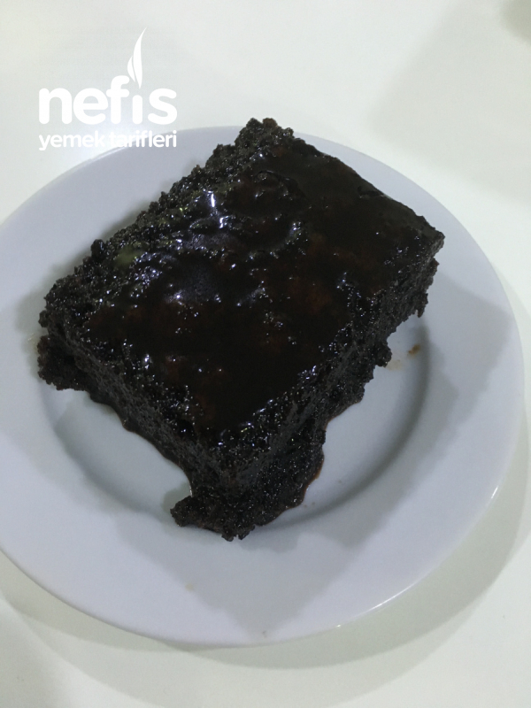 Teremyağlı Islak Kara Kek Nefis Yemek Tarifleri