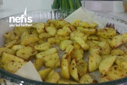 Çocukların Beslenme Saati İçin Fırında Patates Kızartması Tarifi