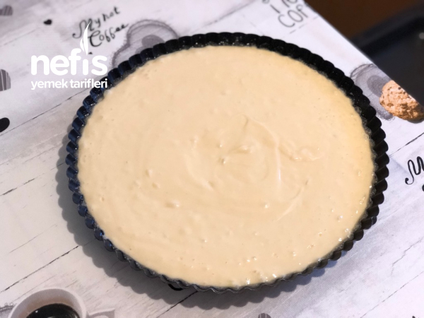 Çilekli Pamuk Tart Pasta (Kreması Olay Tarif)  – Resimli Anlatım
