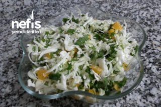 Beyaz Lahanalı Zayıflatan Kış Salatası Tarifi