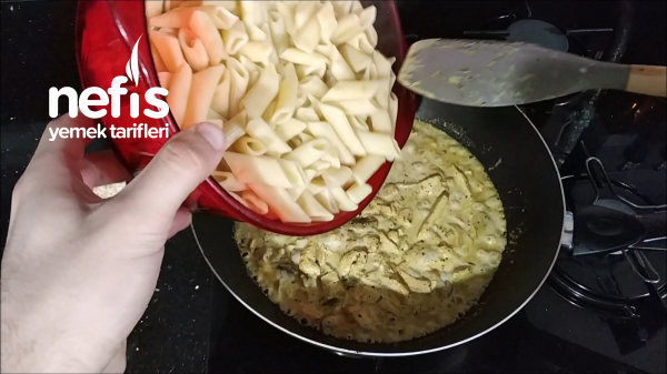Pesto Soslu Makarna Nasıl Yapılır ? Pesto Sauced Pasta Enfes Tarif (videolu)