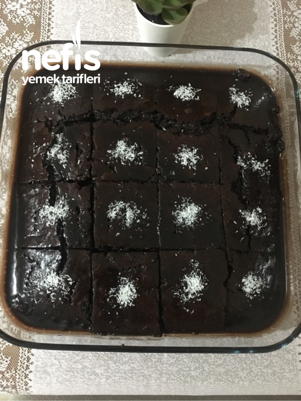 Nefis Islak Kek (Browni Tadında) Nefis Yemek Tarifleri