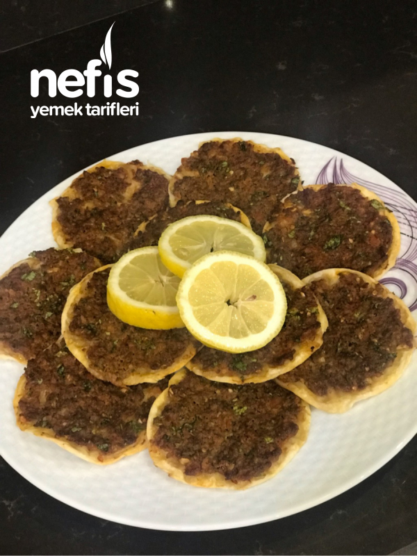 En Pratik En Lezzetli Lahmacun