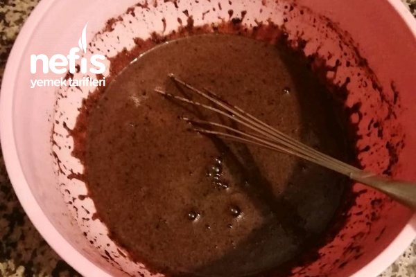 Kakaolu Gelin Pastam (( Çikolata Soslu))