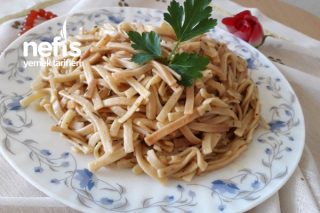 Baharatlı Erişte Pilavı (İnanılmaz Lezzetli)