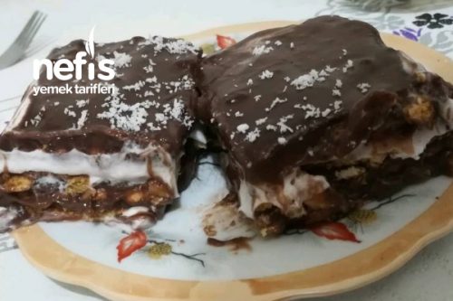 Petibörlü Pasta Nefis Yemek Tarifleri 5703247