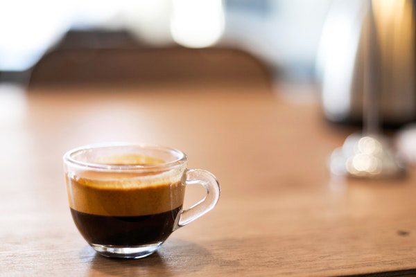 Espresso Kahve Nedir? Nasıl İçilir? Çeşitleri, Yapılışı, Kalorisi, Faydaları Tarifi
