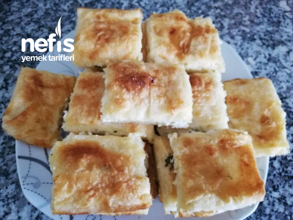 Su Böreği Tadında Peynirli Börek