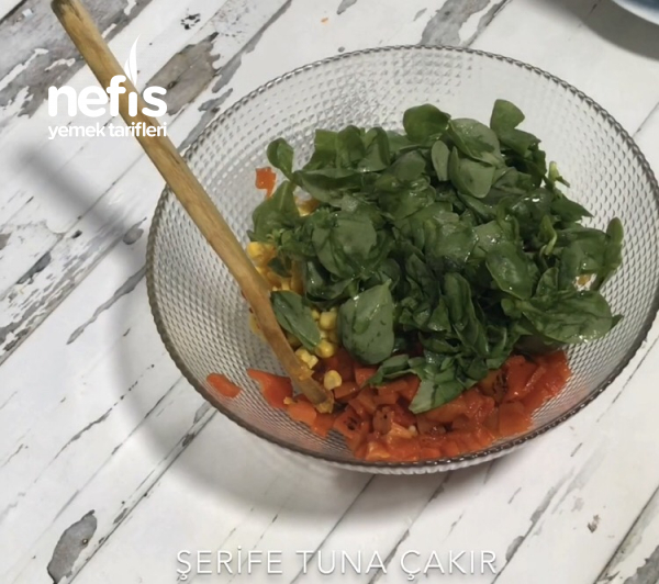 Köz Biberli Semizotu Salatası (videolu)