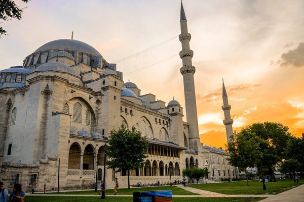 Orucu Bozan Şeyler: 10 Durum – Soru Cevap Tarifi Orucu Bozan Şeyler: 10 Durum – Soru Cevap Tarifi