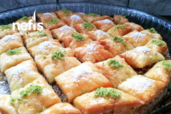 Milföy Hamurdan Çok Kolay Baklava Tarifi (Pratik Baklava Tarifi)