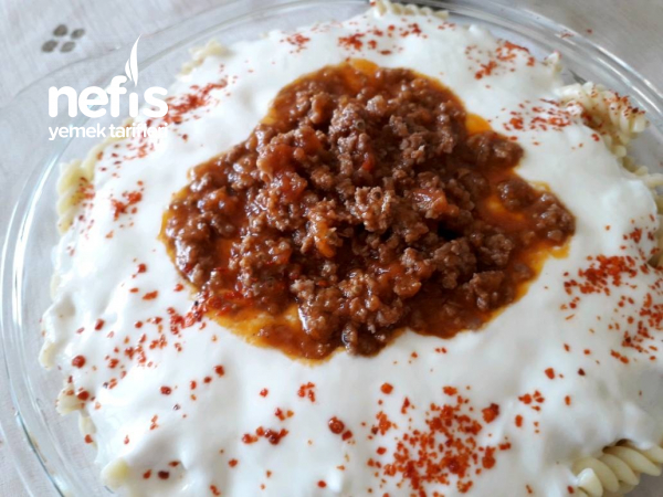 Makarnanın En Güzel Hali ( Müthiş Soslu Yoğurtlu Makarna )