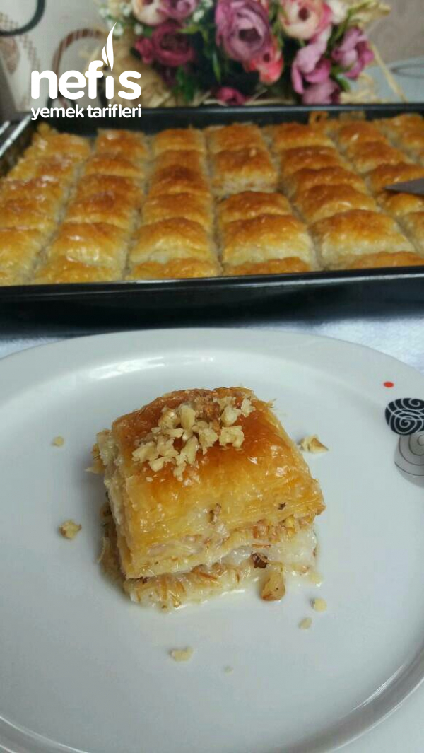 Sütlü Nuriye (baklavanin En Hafif Hali Denemeyen Kalmasin)