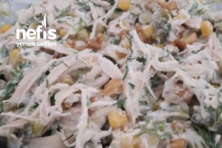 Yoğurtlu Tavuk Salatası Tarifi