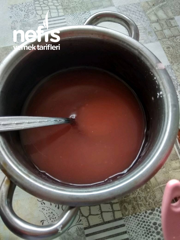 Borcamda Müthiş Çilekli Pasta Nefis Yemek Tarifleri