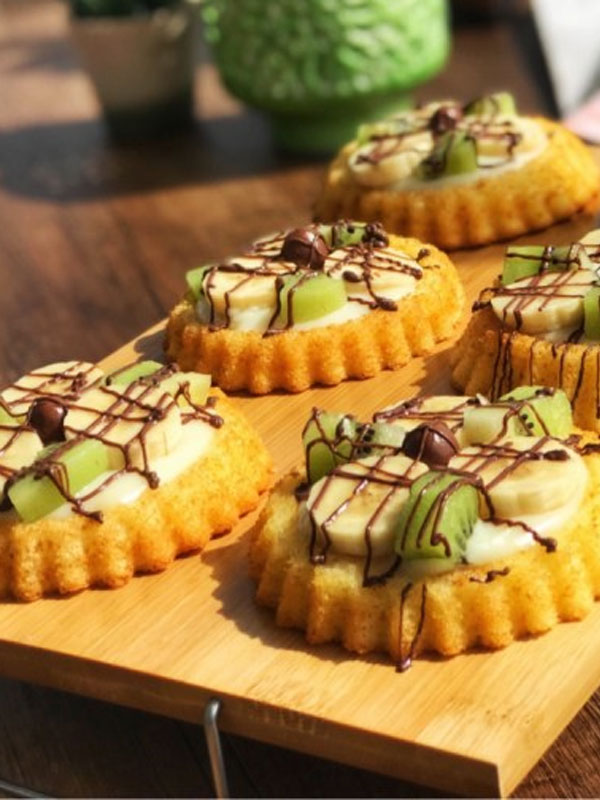 Porsiyonluk Meyveli Tart Kek Nefis Yemek Tarifleri