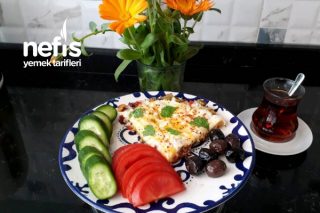 Sebzeli Omlet (Haftasonu Kahvaltısının Vazgeçilmezi) Tarifi