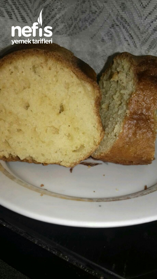 Yumuşacık Kek Tarifi Çok Az Malzemeyle Kısa Sürede Pişen Pofuduk Kek