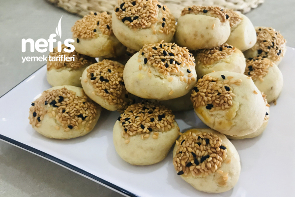 Ağızda Dağılan Lokmalık Tuzlu Kurabiye Nefis Yemek Tarifleri 5834755