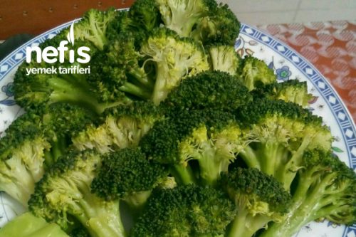 Buharda Enfes Brokoli (Sevmiyorsanız, Seveceksiniz!) Tarifi